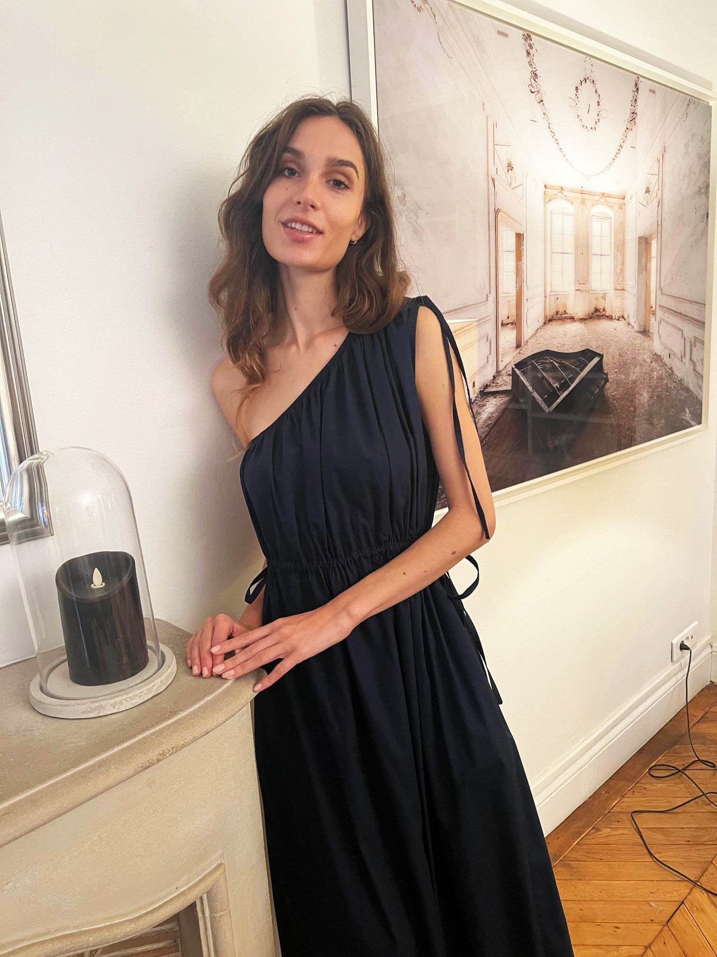 Robe en coton marine avec épaule asymétrique - Rose Desbois