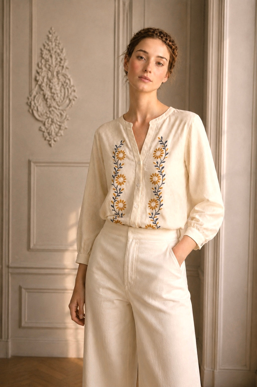 Amande blouse brodée