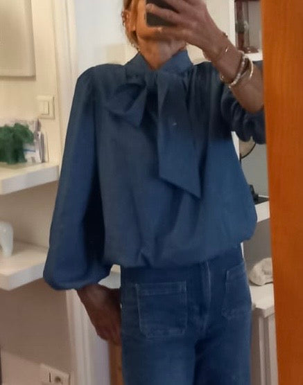 A - Alie blouse chambray