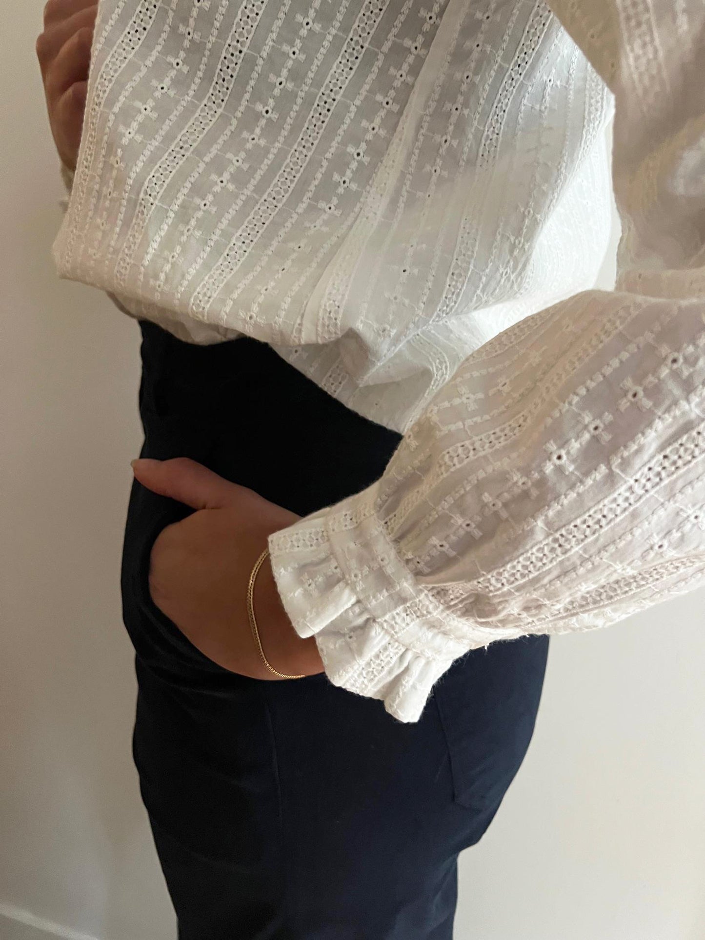 Blouse blanche broderie anglaise rose desbois