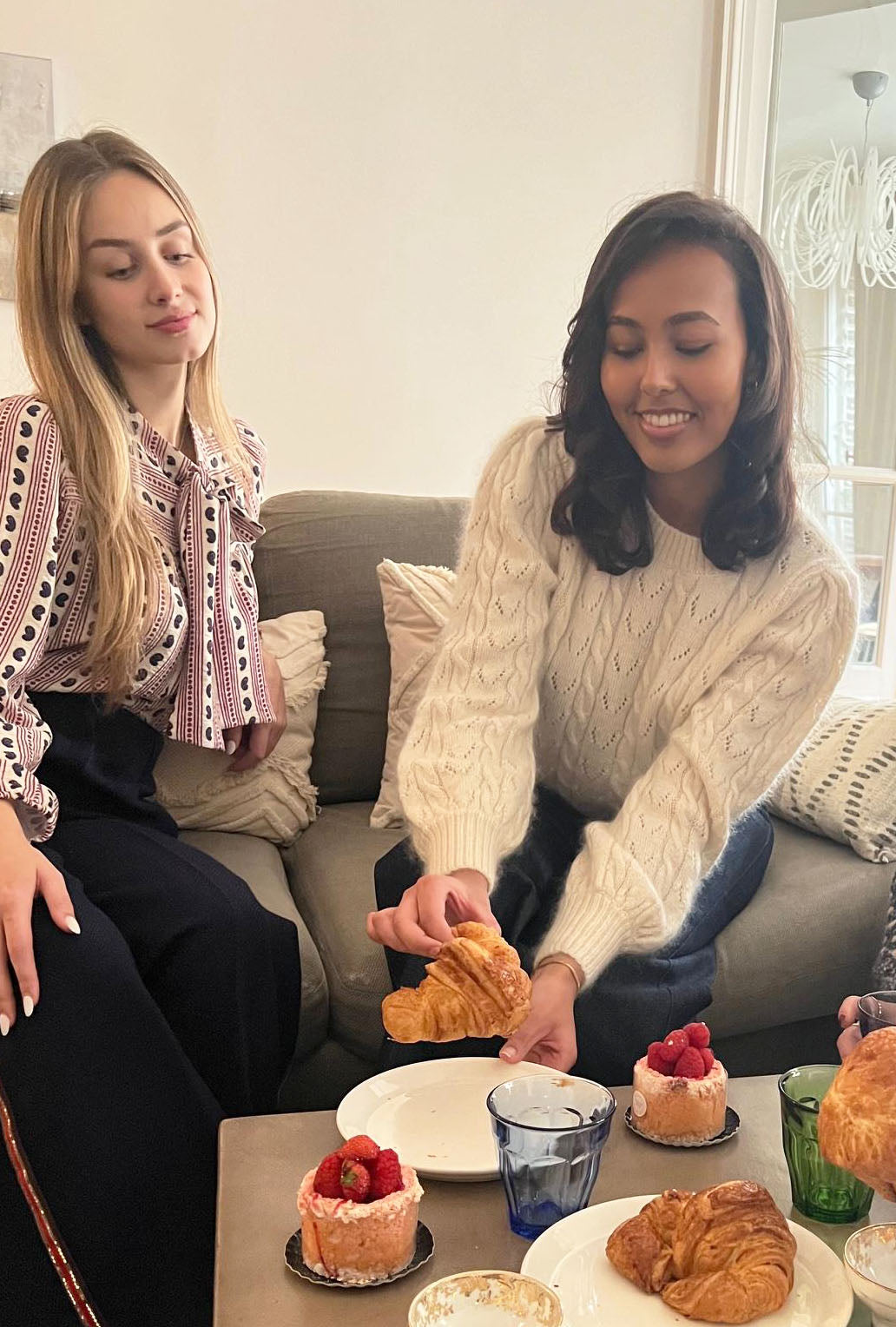 Beau pull Eglantine Pré commande